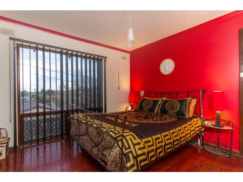 16 Elm Road, Campbelltown SA 5074