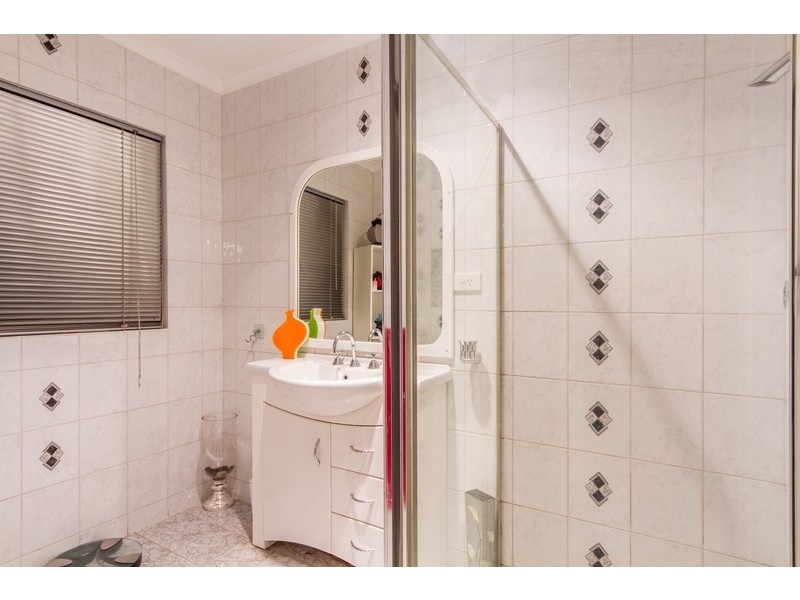 16 Elm Road, Campbelltown SA 5074