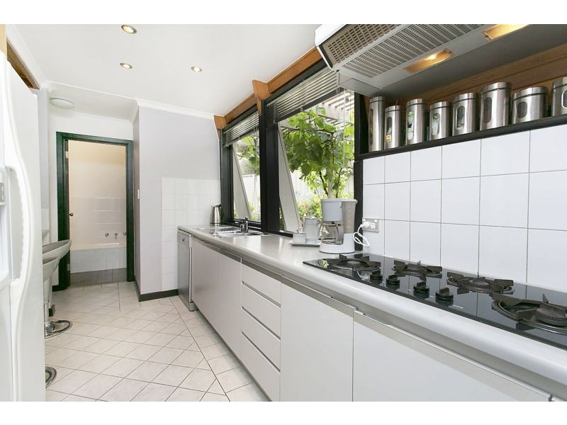 28 Courageous Ave, Happy Valley SA 5159