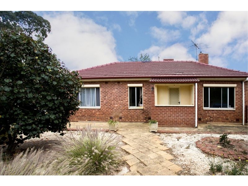 1 Kenner Street, Elizabeth Downs SA 5113