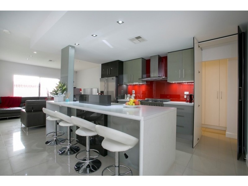 3a Morris St, Valley View SA 5093