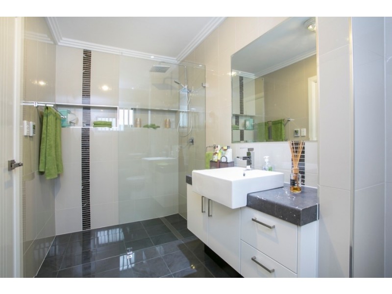 3a Morris St, Valley View SA 5093