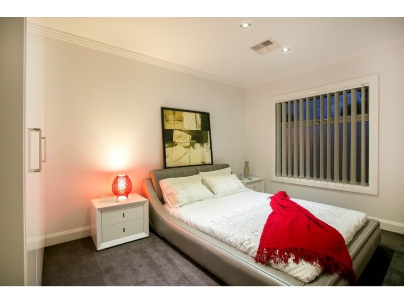 3a Morris St, Valley View SA 5093
