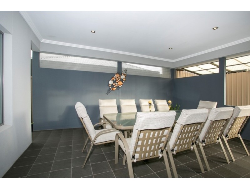 3a Morris St, Valley View SA 5093