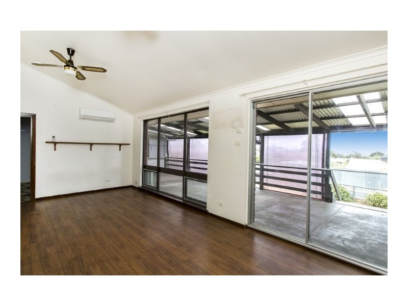 23 Lillian St, Huntfield Heights SA 5163