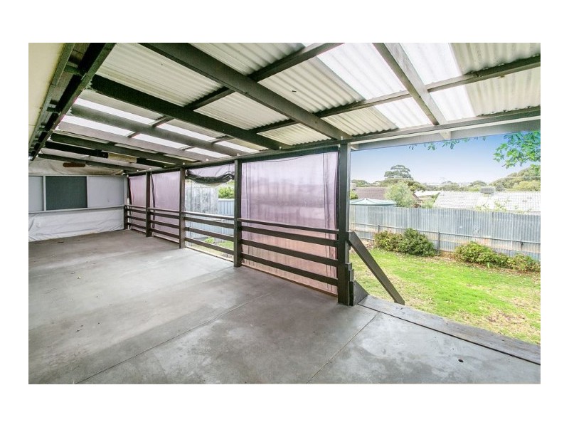 23 Lillian St, Huntfield Heights SA 5163