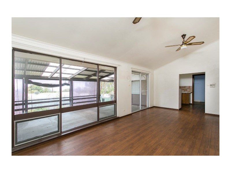 23 Lillian St, Huntfield Heights SA 5163