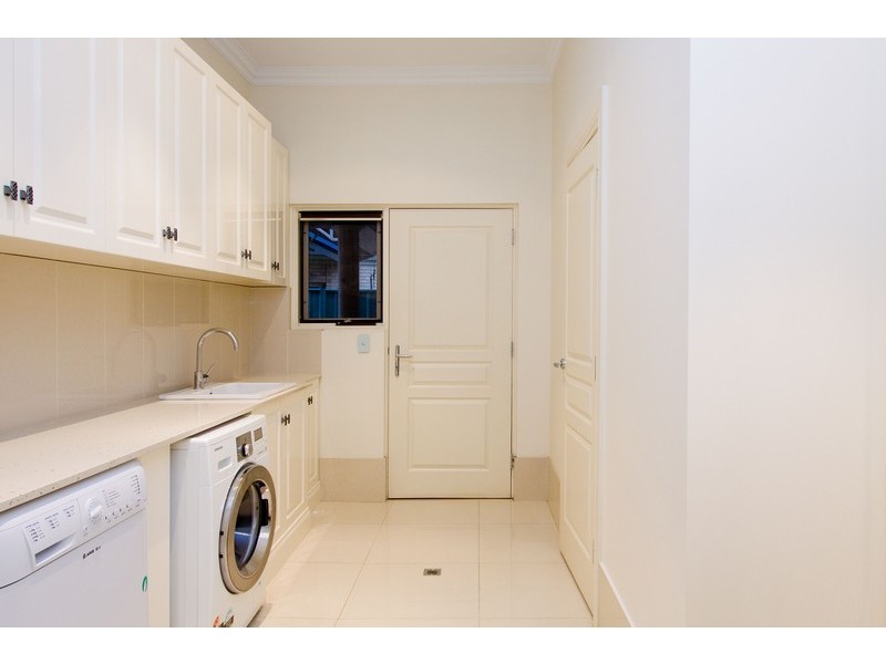 35 The Walk, Mawson Lakes SA 5095