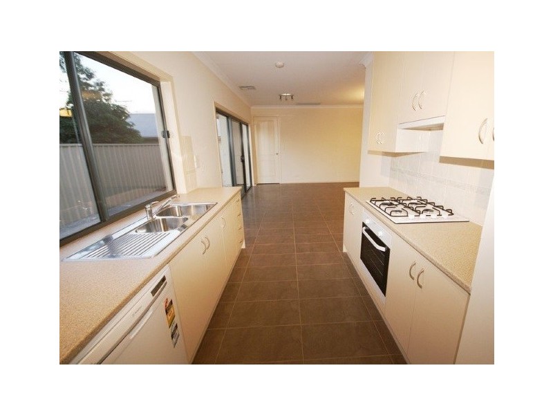 27c Maurice St, Rostrevor SA 5073