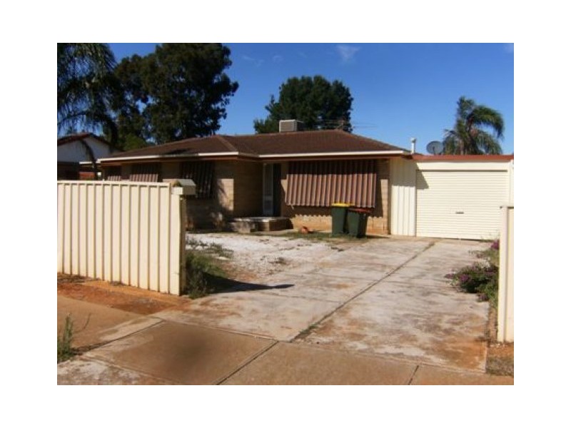 128 McKenzie Road, Elizabeth Downs SA 5113