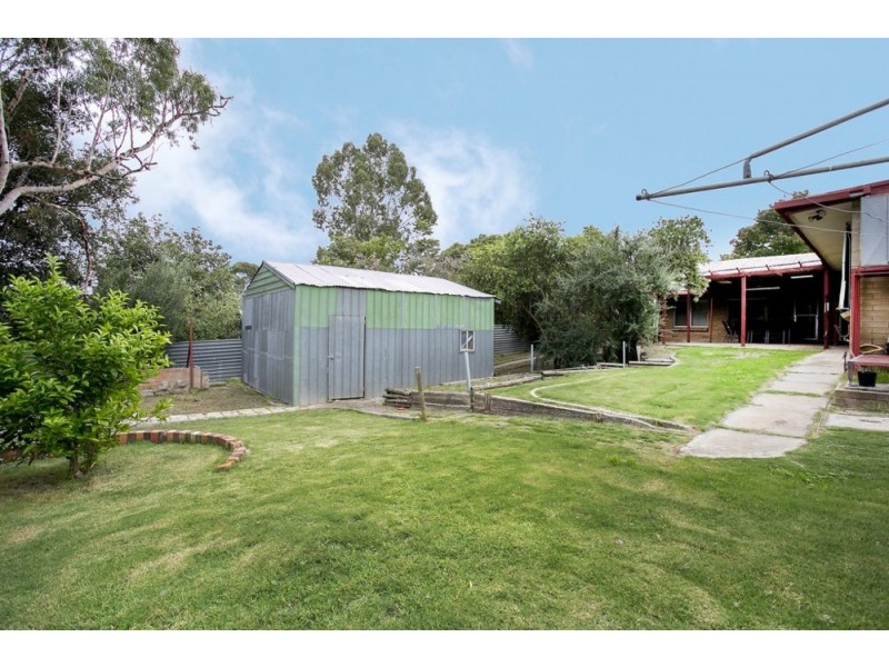 5 Honeysuckle Drive, Hope Valley SA 5090