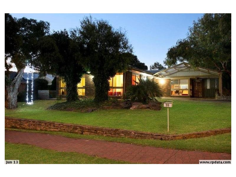 20 Carnarvon Avenue, Redwood Park SA 5097