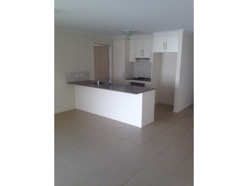 63 Admirality Court, Smithfield SA 5114