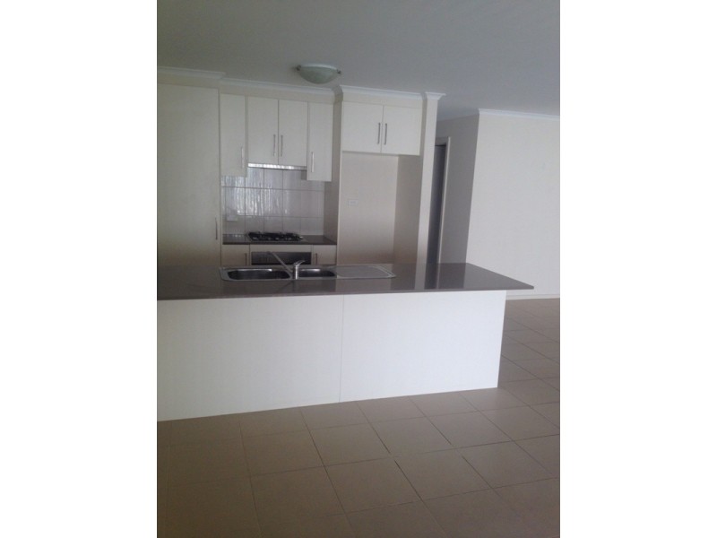 63 Admirality Court, Smithfield SA 5114