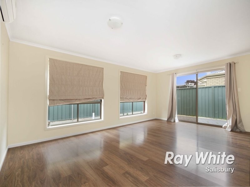 8 Grove Avenue, Elizabeth Park SA 5113