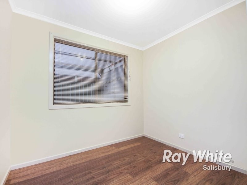 8 Grove Avenue, Elizabeth Park SA 5113