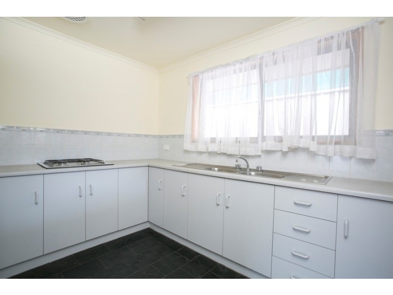 15 Hillcott Ave, Wynn Vale SA 5127