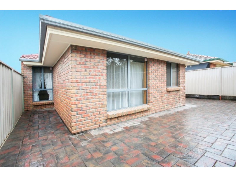 15 Hillcott Ave, Wynn Vale SA 5127