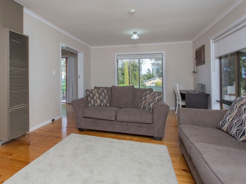 1 Tarni Street, Fairview Park SA 5126