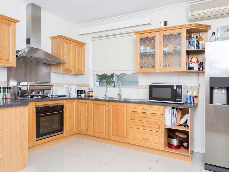 4 coleridge cres, Clearview SA 5085