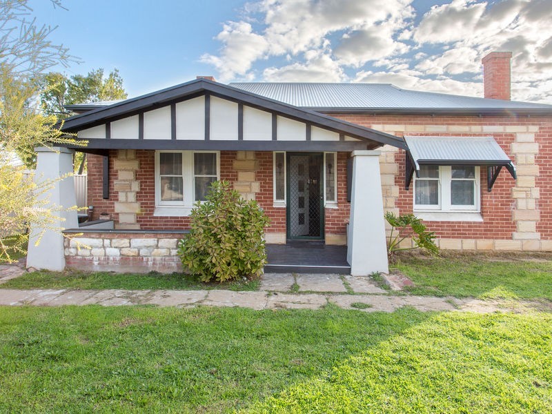 62 Avro Ave, Hendon SA 5014