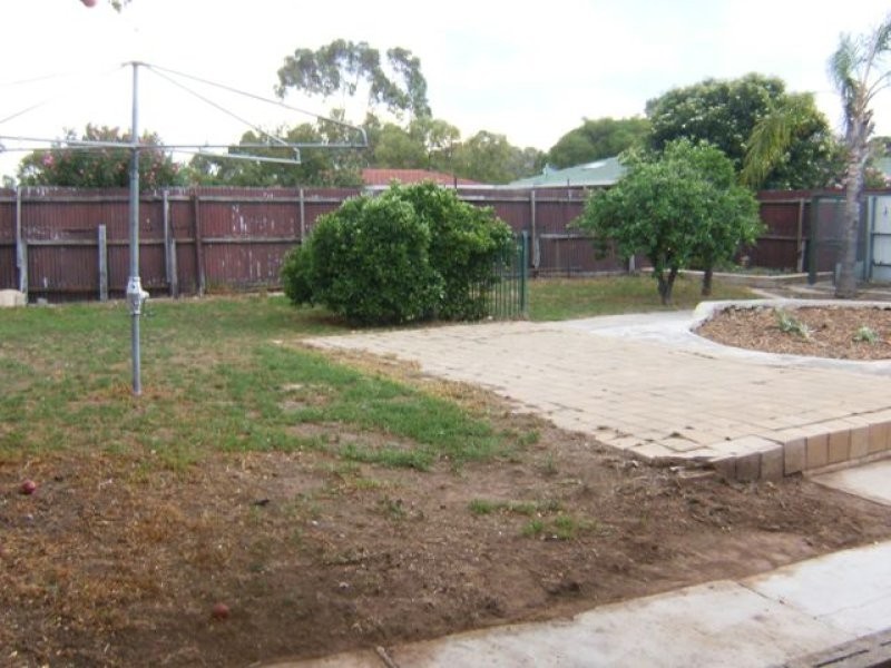 128 McKenzie Road, Elizabeth Downs SA 5113