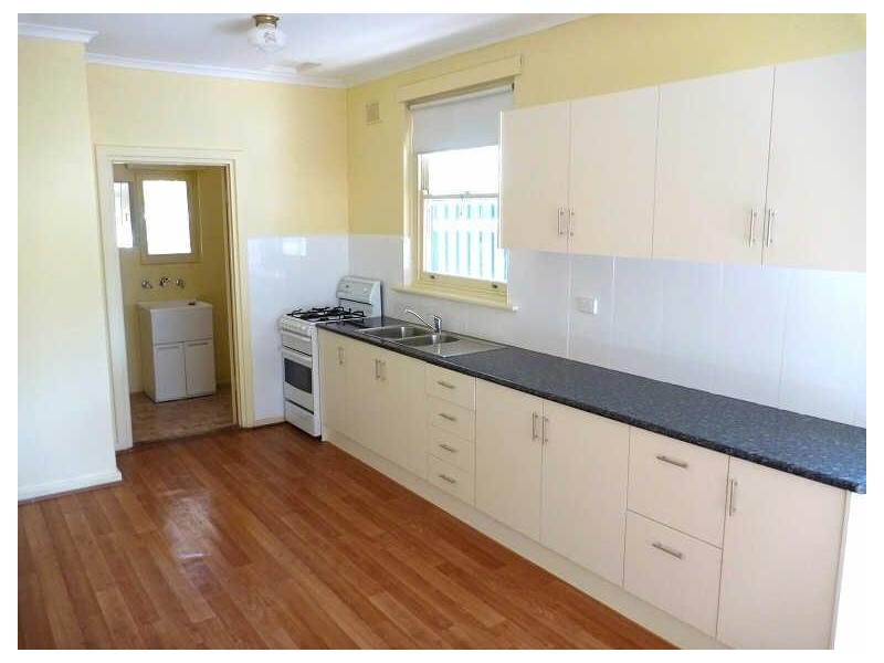 89 Midway rd, Elizabeth East SA 5112