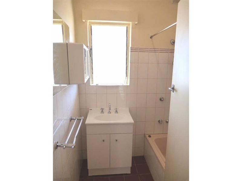 89 Midway rd, Elizabeth East SA 5112