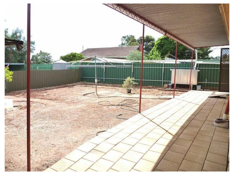 89 Midway rd, Elizabeth East SA 5112