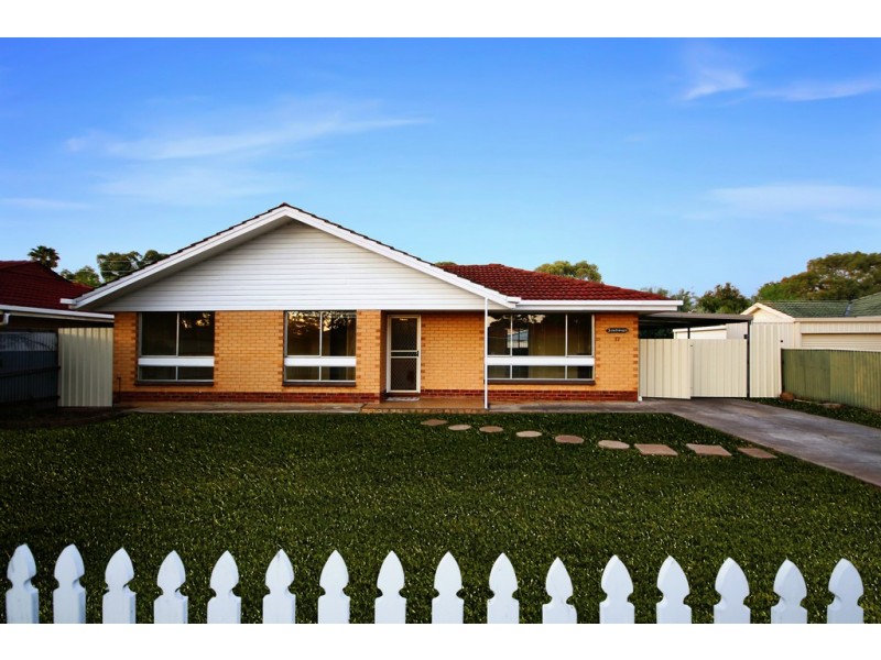 17 Walnut Ave, Parafield Gardens SA 5107