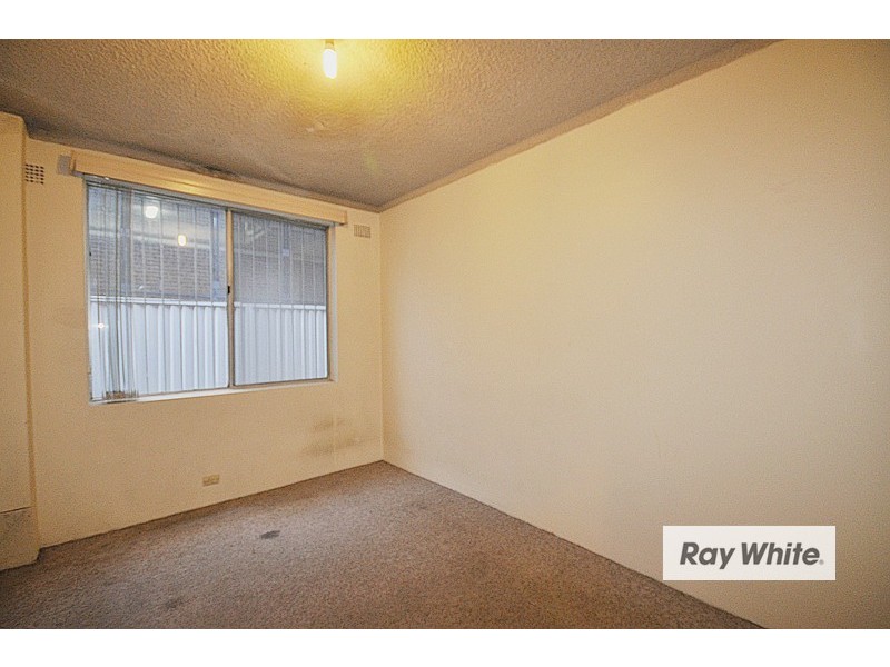 2/20 Northumberland Road, Auburn NSW 2144