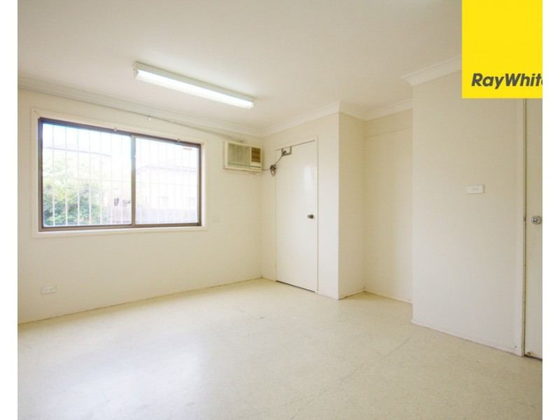 1/70 Northumberland Road, Auburn NSW 2144