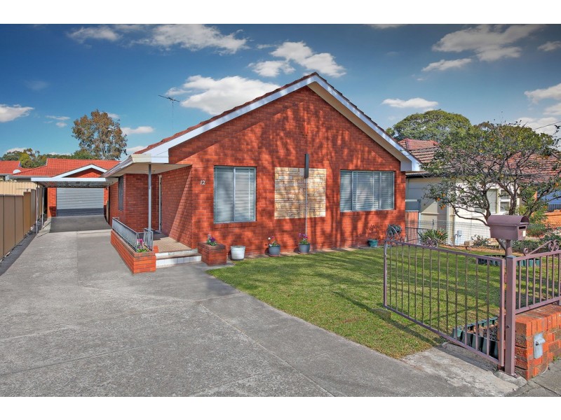 12 Dunbar Avenue, Regents Park NSW 2143