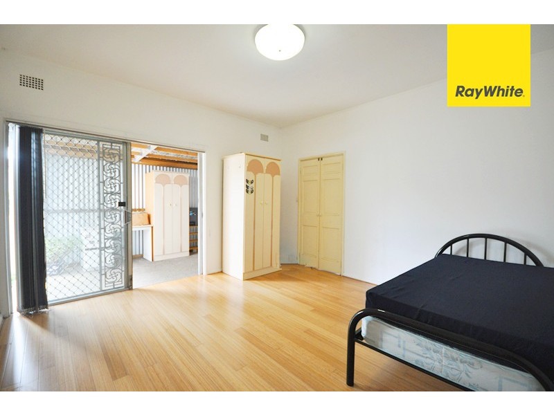 39 Kirkham Road, Auburn NSW 2144