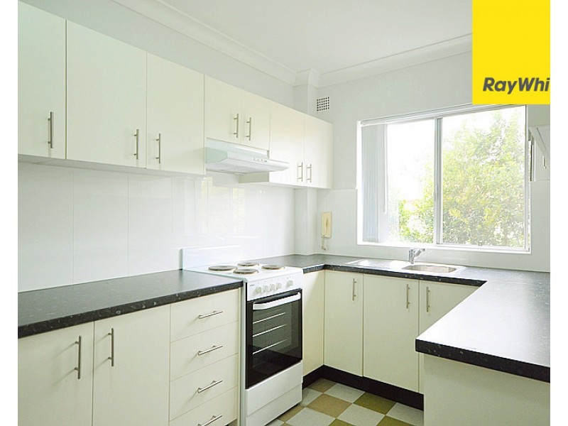 2/58 Northumberland Road, Auburn NSW 2144