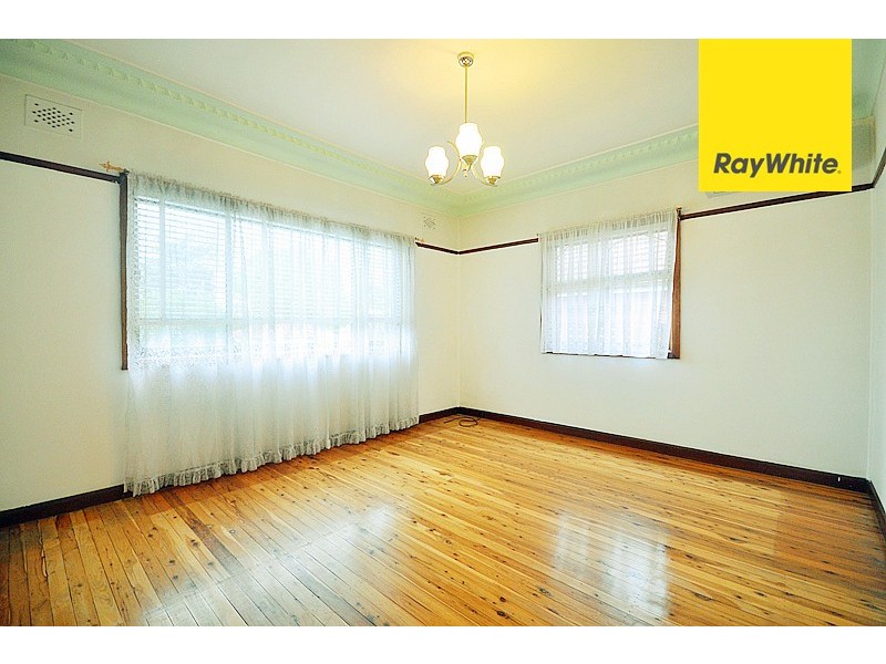 65 Wyatt Avenue, Regents Park NSW 2143