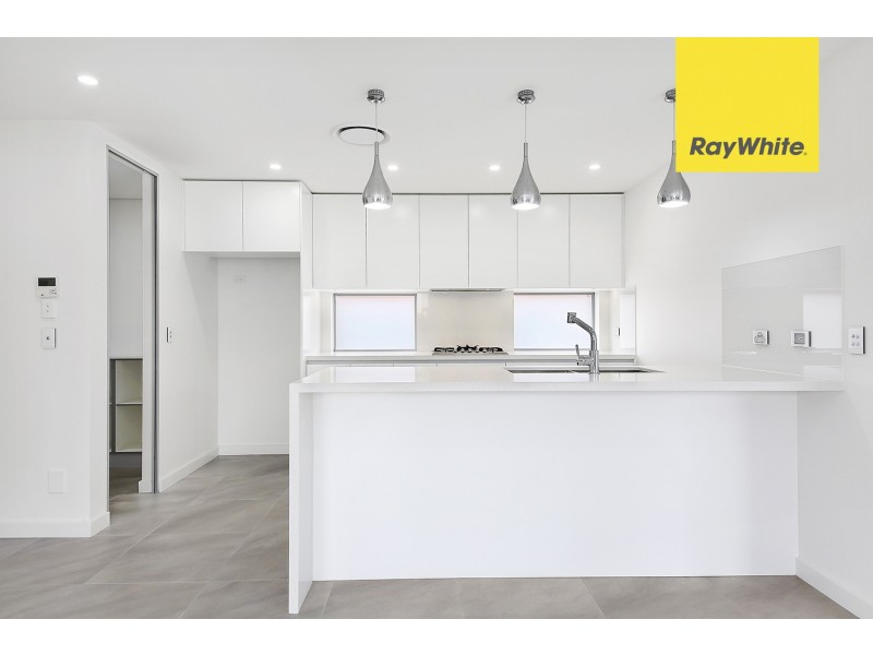 12 Kibo Road, Regents Park NSW 2143