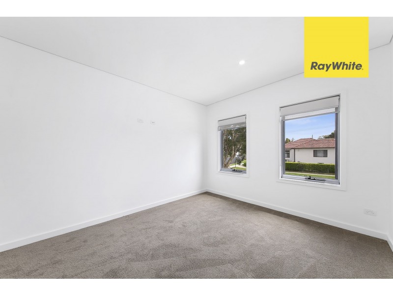 12 Kibo Road, Regents Park NSW 2143