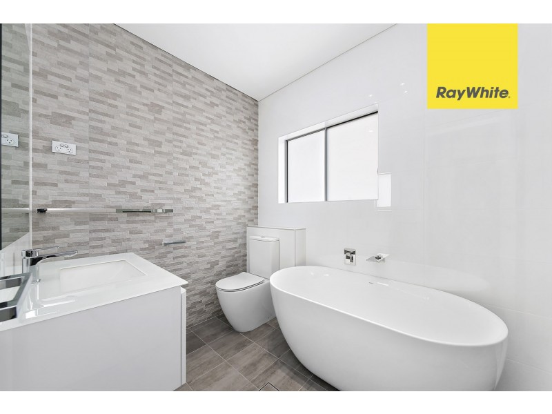 12 Kibo Road, Regents Park NSW 2143