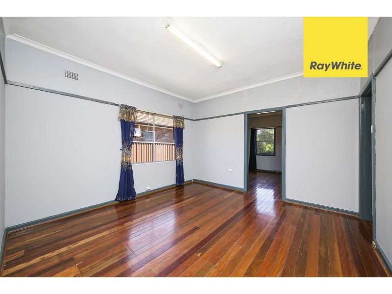 3 Richardson Ave, Regents Park NSW 2143