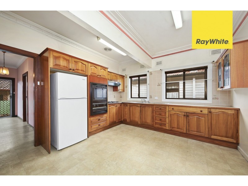 1 Magney Ave, Regents Park NSW 2143