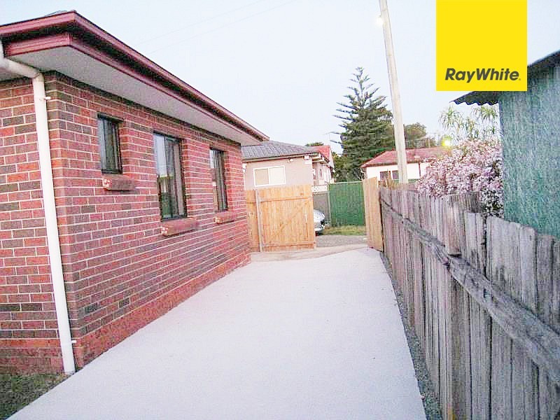 1 Magney Ave, Regents Park NSW 2143