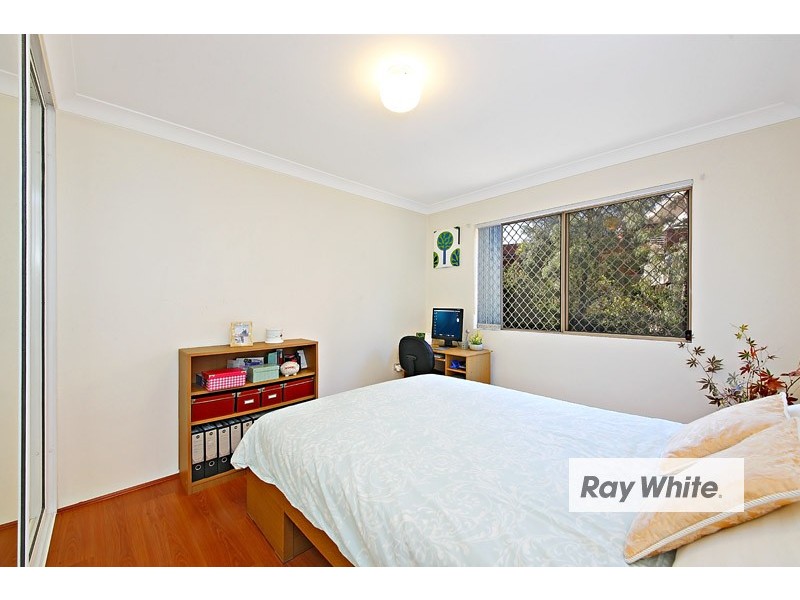 8/10-12 Kitchener Ave, Regents Park NSW 2143