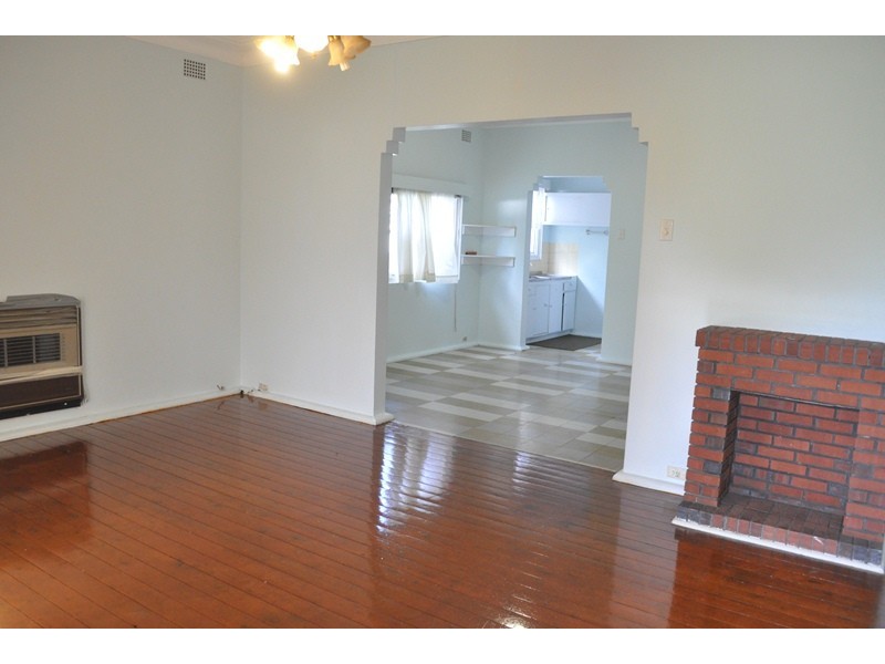 73 Regent Street, Regents Park NSW 2143