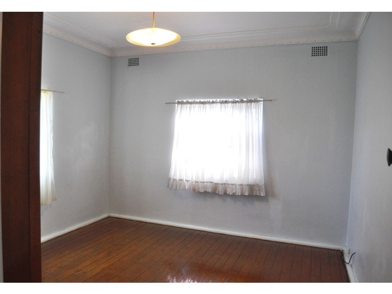 73 Regent Street, Regents Park NSW 2143