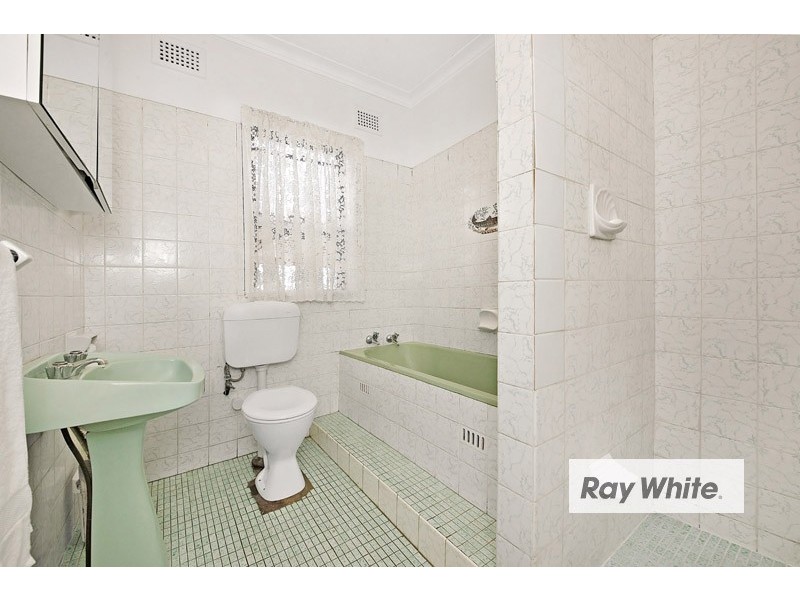 38 Kent Street, Regents Park NSW 2143