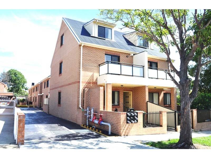 2/16 Burke Ave, Berala NSW 2141