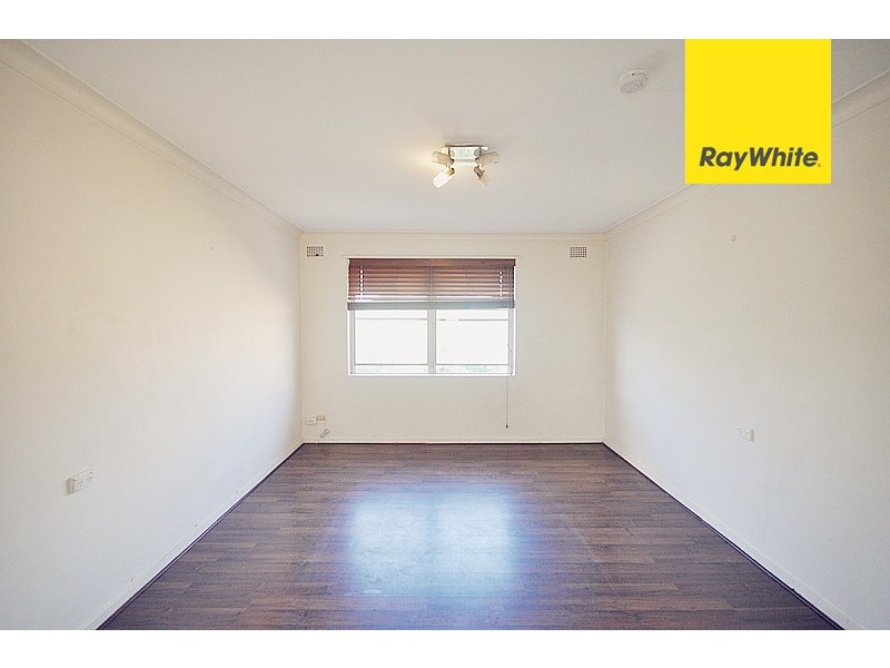 8/29-31 Marlene Crescent, Greenacre NSW 2190