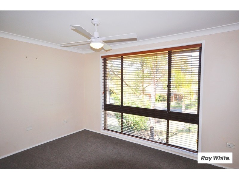 60 Faulkland Crescent, Kings Park NSW 2148
