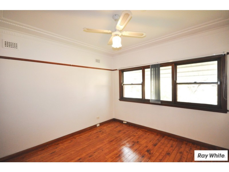 60 Auburn Road, Birrong NSW 2143